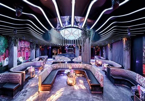 Nightlife in Dubai: Indoor/outdoor hot spots and many with amazing ...