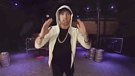 Eminem 10-Minute Freestyle Has Fans Buzzing