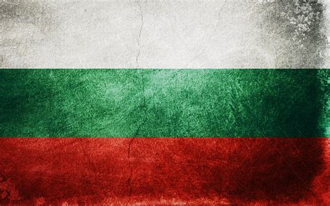 HD Wallpaper of the Bulgarian Flag: Vibrant and Distinctive