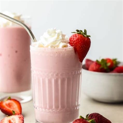 Strawberry Milkshake | The Recipe Critic