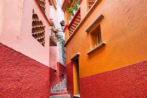 Guanajuato’s love spot: Callejón del beso - The Yucatan Times