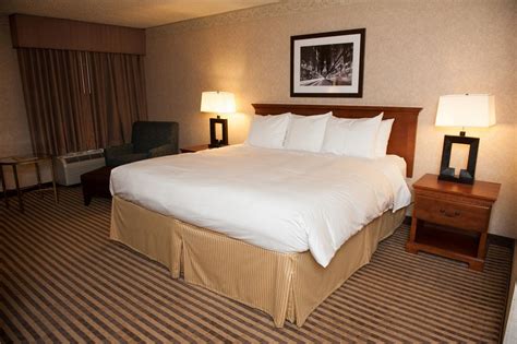 RADISSON HOTEL PHILADELPHIA NORTHEAST - Updated 2024 Prices & Reviews ...