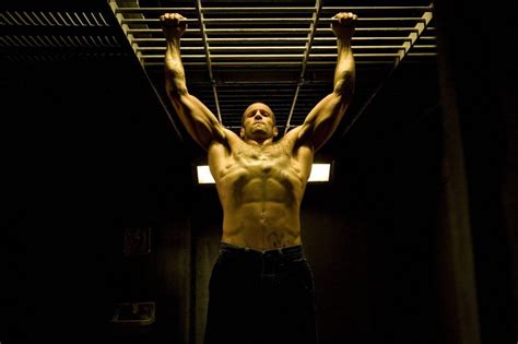 NO SOLO ENTRENAMIENTO: Entrenamiento de Jason Statham para Los Mercenario... Tsunami, Jason ...