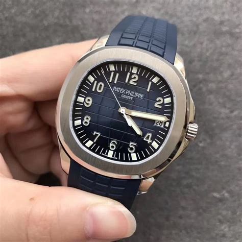 Patek Philippe Aquanaut Rubber strap in 2020 | Patek philippe aquanaut ...