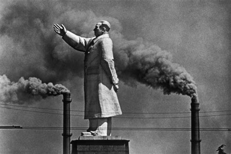 Mao Zedong Statue, Wuhan, China, 1971 – Most Beautiful Picture of the ...