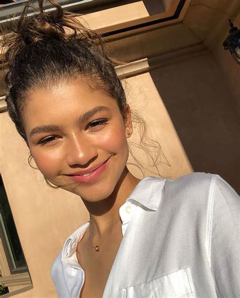 The 6 Eyebrow Trends You’ll See Everywhere in 2023 | Zendaya makeup ...