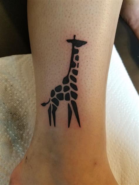 Giraffe Tattoo Simple