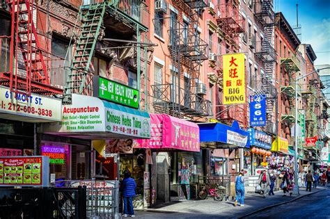 What it's like to live in Manhattan's Chinatown