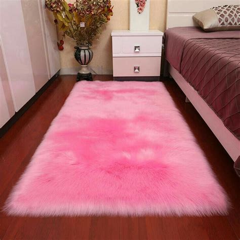 Bedroom Sofa, Bedroom Carpet, Living Room Carpet, Soft Bedroom, Fur Carpet, Rugs And Carpet ...