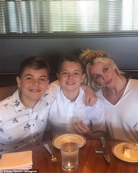 Britney Spears makes tragic confession about her children - Daily Mail Online