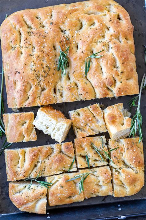 Easy Focaccia Bread Recipe (Light & Fluffy) - Momsdish