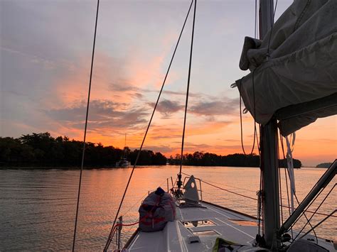 2D1N Pulau Ubin Sailcation | Sailing Yacht Holiday | DiscoverSailingAsia