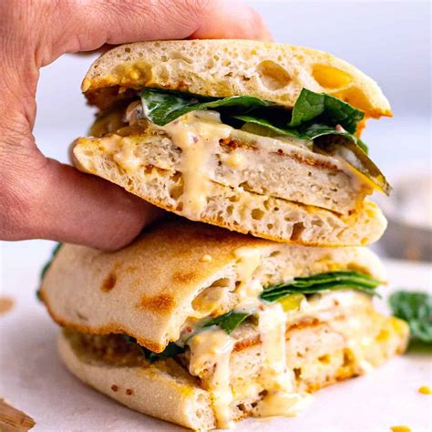 Chicken Patty Sandwich With Honey Mustard Sauce