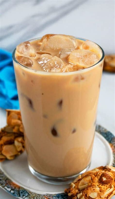 Iced Vanilla Latte - CakeWhiz