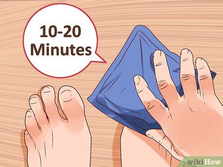 How to Treat a Broken Pinky Toe: 11 Steps (with Pictures)