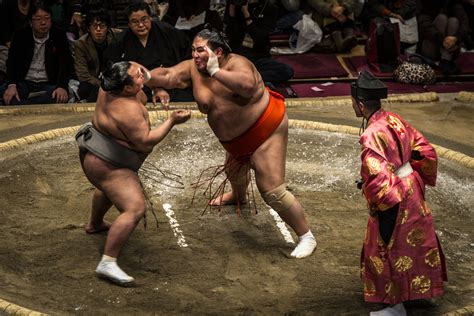 Sumo Wrestling in Japan: When, Where & How to See it - WanderLuxe