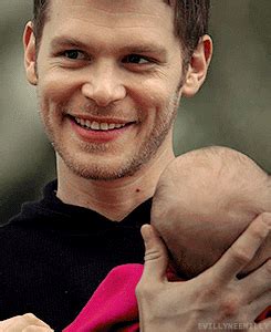 Tvd, Klaus Mikaelson, Hope Mikaelson, Twilight Saga New Moon, Daimon Salvatore, Cute Baby Girl ...