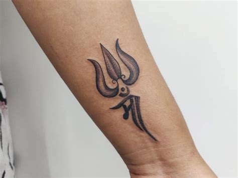 Update more than 79 best wrist tattoos with meaning - in.coedo.com.vn