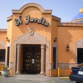 El Jardin Restaurant Dress Code