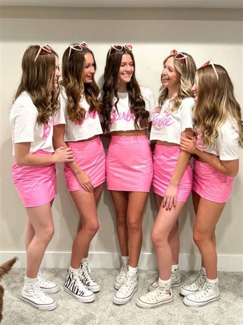 Group Halloween costumes you and your friends are going to love