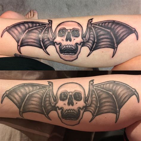 Nightmare Special Edition Deathbat Tattoo (fresh & two years healed) : r/avengedsevenfold