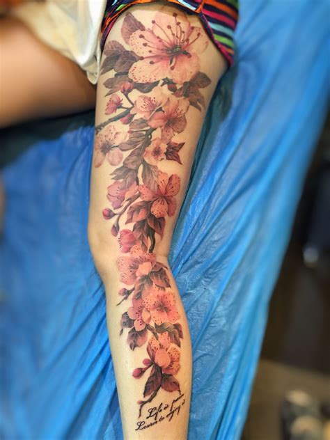 Flower Tattoo Design Uniqueflowertattoo Vine Tattoos - vrogue.co