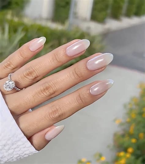 Hailey Bieber’s ‘glazed donut’ nails are the summer’s hottest new ...