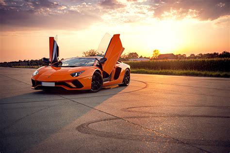 Lamborghini Aventador Wallpaper 4k