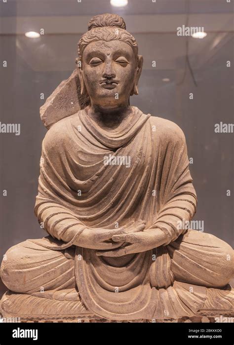 Buddha, Gandhara, Kushan period sculpture, Museum, Mathura, Uttar Pradesh, India Stock Photo - Alamy