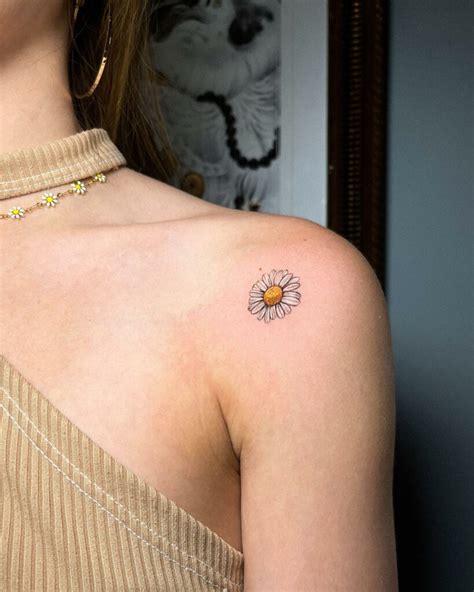 11+ Minimalist Daisy Tattoo Ideas That Will Blow Your Mind!