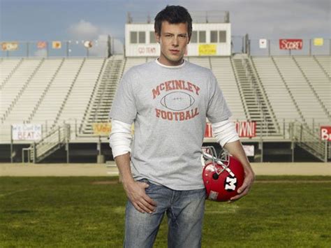 Go Long! Football Playing TV Characters