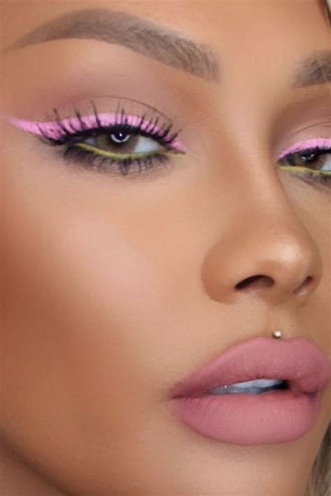 20 Colorful Makeup Looks You Need To Try | Colored eyeliner, Pink eyeliner, No eyeliner makeup