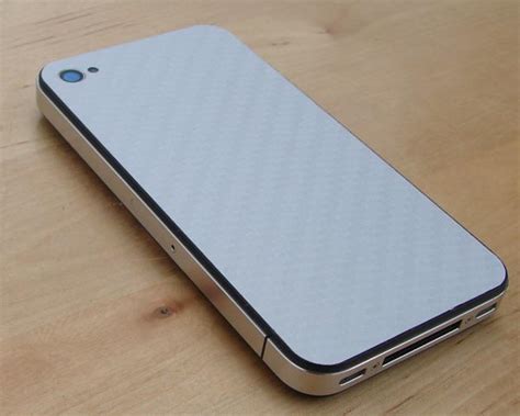 Carbon Fiber iPhone 4 Protective Cover | Gadgetsin