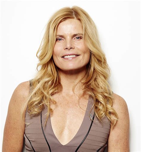 Mariel Hemingway tells not all about the family legacy in ‘Out Came the Sun’ - The Blade