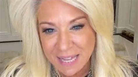 Long Island Medium Theresa Caputo, 56, shocks fans with ANOTHER new ...