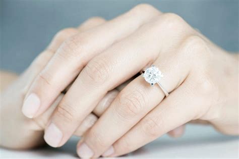 Dealing with a Broken Engagement: Ring Etiquette