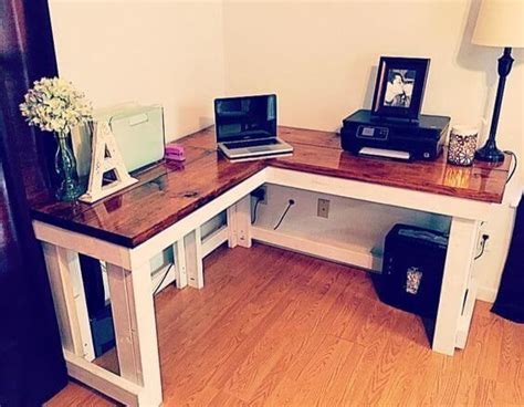 21 DIY Computer Desk Ideas with Plans