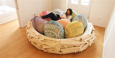 You can now relax on a giant bird’s nest that’s actually a sofa | 가구 배치, 인테리어, 가구