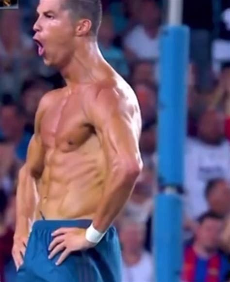 Ronaldo flexing celebration#football - YouTube