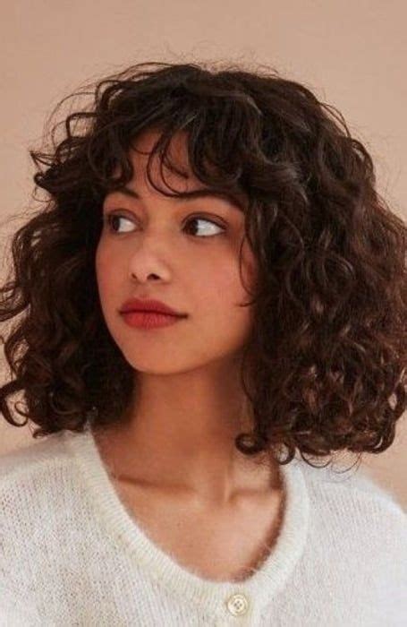 35 Different Types of Bangs For all Hair Types - The Trend Spotter Round Face Curly Hair, Curly ...
