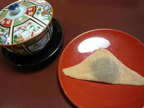 Kyoto’s Most Popular Souvenir Sweet, Yatsuhashi | byFood