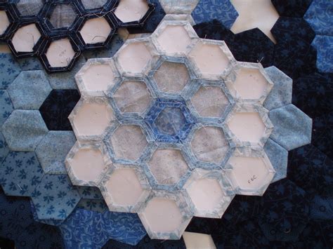 Purrfectly Quilted: Blue & White Hexagon Quilt Hexies, Hexagons, Hexagon Quilt, Quilting, Blue ...