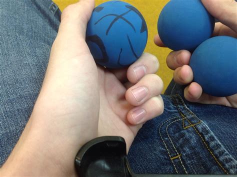 How to Juggle : 5 Steps - Instructables