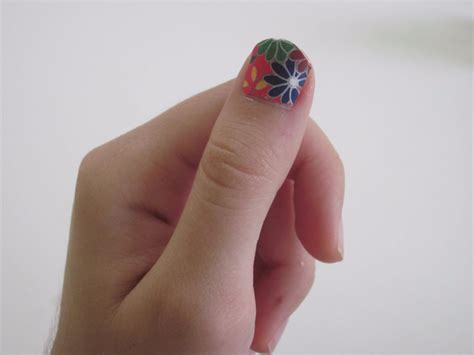 DIY Paper Nail Wraps : 7 Steps (with Pictures) - Instructables