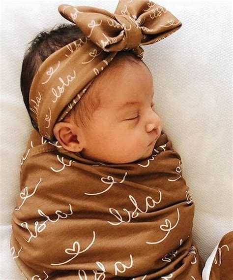 35 Newborn Baby Gifts That Are on Trend for 2021