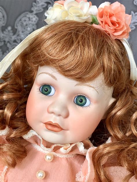 Elizabet Porcelain doll The Franklin Mint | Porcelain dolls, Franklin ...