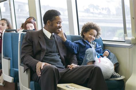 The Pursuit of Happyness Movie Review (2006) | The Movie Buff