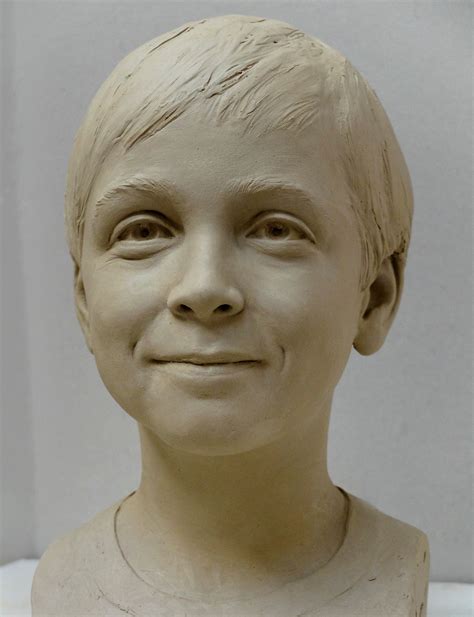 Portrait d'enfant, détail | Portrait enfant, Sculpture figurative en ...