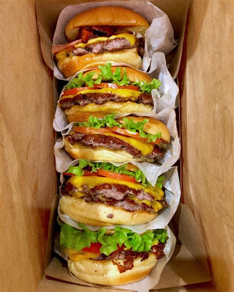 Shake Shack burgers 😄 : r/burgers