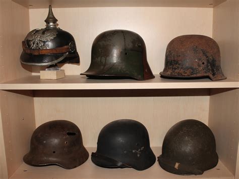 WW2 German Helmet Colors